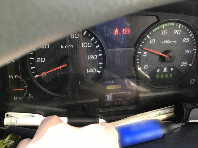 三菱ふそうファイターパッカー車（塵芥車）中型（4t）[写真23]