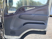 三菱ふそうキャンター冷凍車（冷蔵車）小型（2t・3t）[写真30]