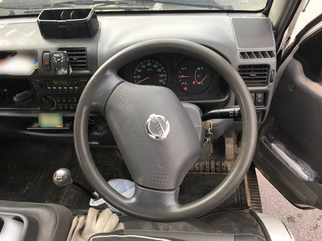 日産バネット平ボディ小型（2t・3t）[写真17]