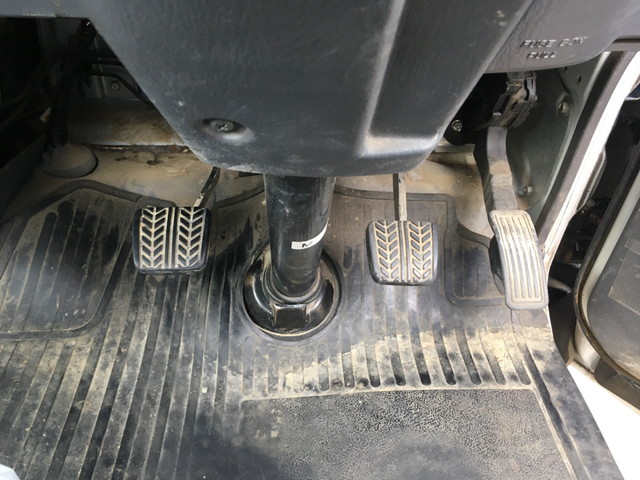 日産バネット平ボディ小型（2t・3t）[写真20]