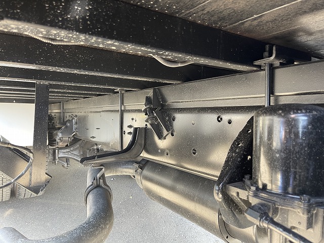 日野レンジャーセルフクレーン4段増トン（6t・8t）[写真15]