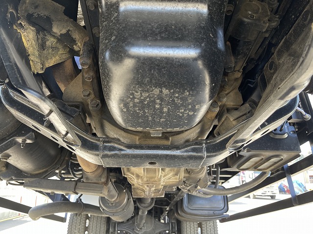 日野レンジャーセルフクレーン4段増トン（6t・8t）[写真08]