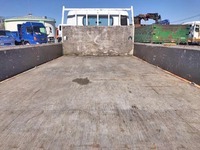 三菱ふそうキャンター平ボディ小型（2t・3t）[写真10]