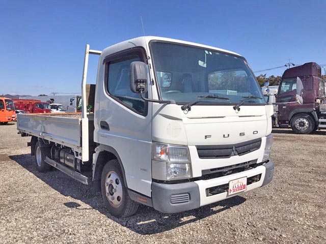 三菱ふそうキャンター平ボディ小型（2t・3t）[写真03]