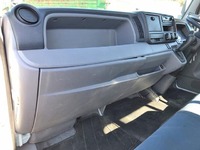 三菱ふそうキャンター平ボディ小型（2t・3t）[写真31]