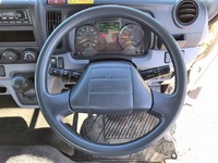 三菱ふそうキャンター平ボディ小型（2t・3t）[写真36]