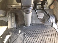 三菱ふそうキャンター平ボディ小型（2t・3t）[写真38]