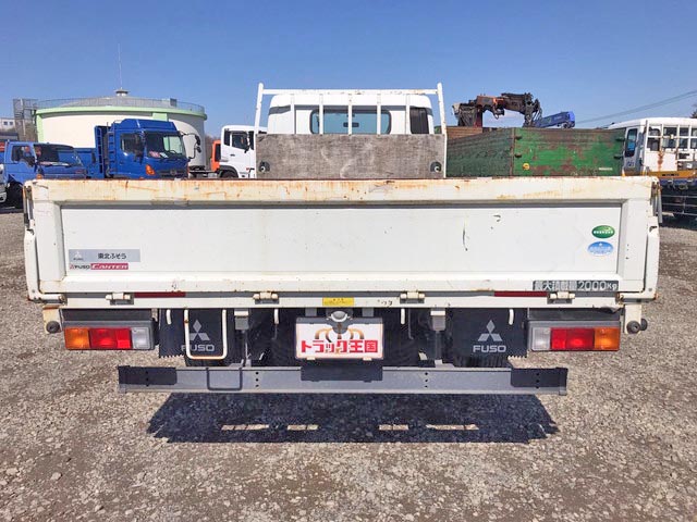 三菱ふそうキャンター平ボディ小型（2t・3t）[写真08]