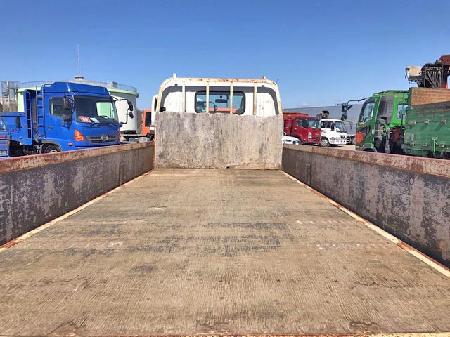 いすゞエルフ平ボディ小型（2t・3t）[写真12]