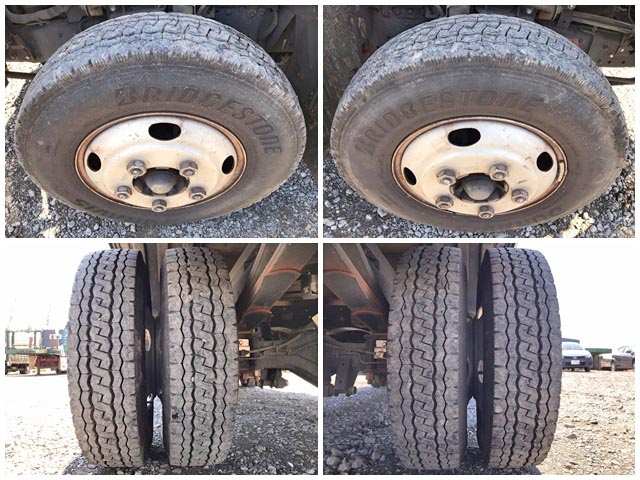 いすゞエルフ平ボディ小型（2t・3t）[写真17]