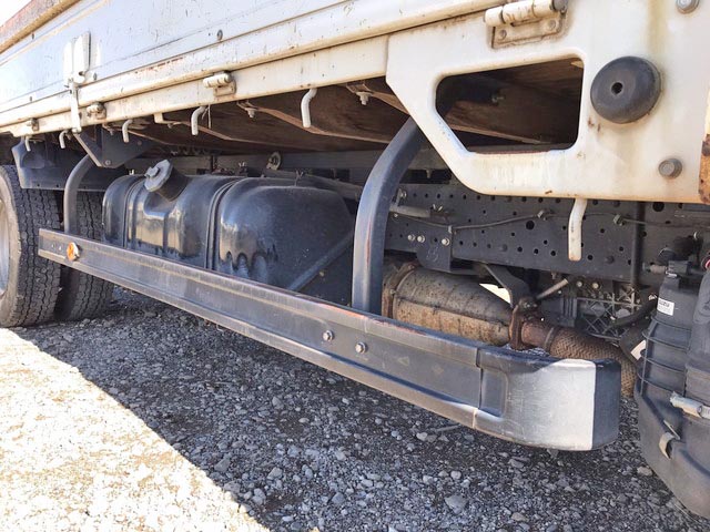 いすゞエルフ平ボディ小型（2t・3t）[写真19]