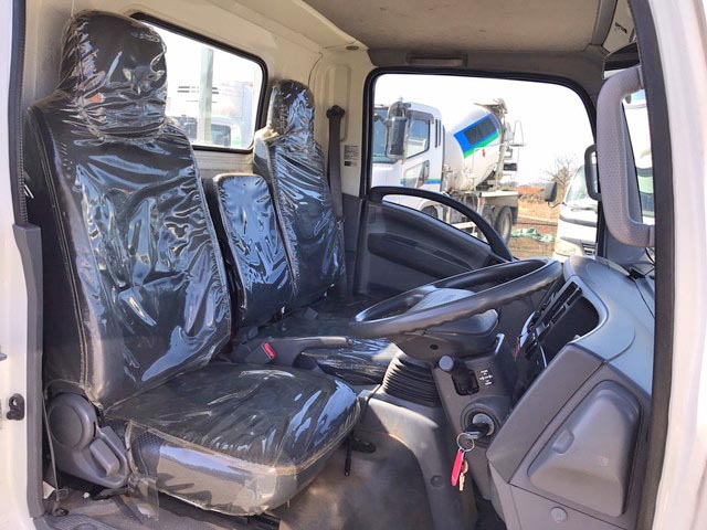 いすゞエルフ平ボディ小型（2t・3t）[写真33]