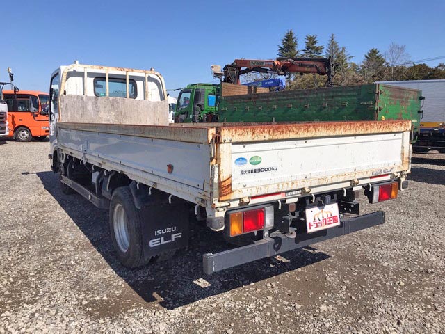 いすゞエルフ平ボディ小型（2t・3t）[写真04]