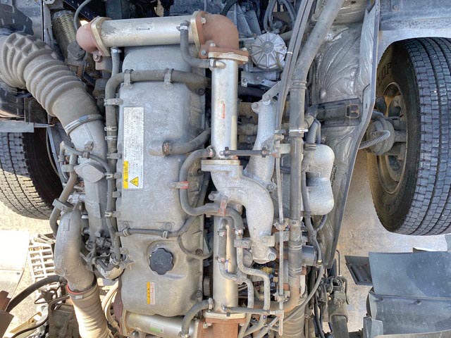 いすゞギガアルミウイング大型（10t）[写真22]