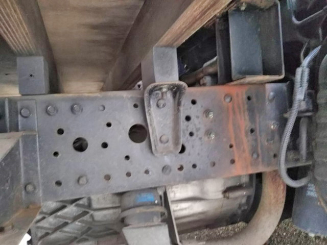 三菱ふそうキャンター平ボディ小型（2t・3t）[写真12]