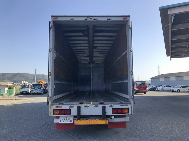 UDトラックスクオンアルミウイング大型（10t）[写真11]