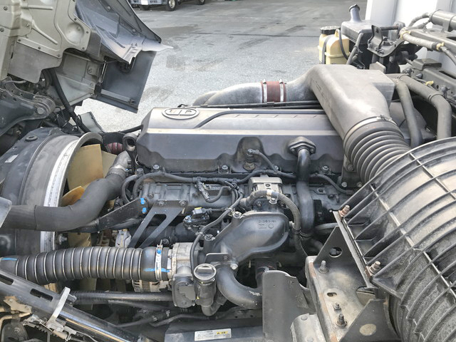 UDトラックスクオンアルミウイング大型（10t）[写真23]