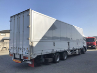 UDトラックスクオンアルミウイング大型（10t）[写真02]