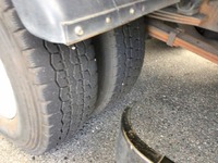 いすゞエルフ平ボディ小型（2t・3t）[写真12]