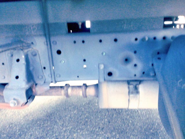 いすゞエルフ平ボディ小型（2t・3t）[写真14]