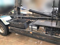 いすゞフォワードコンテナ専用車中型（4t）[写真11]