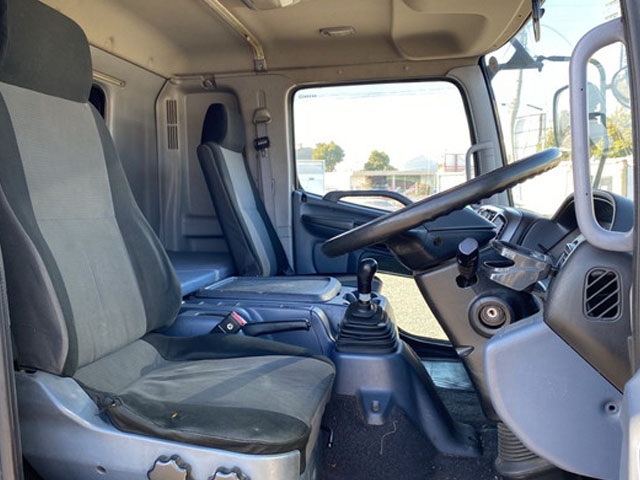 日野レンジャーアルミウイング中型（4t）[写真25]