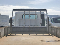 三菱ふそうキャンター平ボディ小型（2t・3t）[写真12]