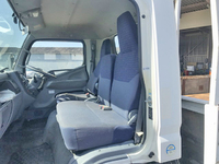 三菱ふそうキャンター平ボディ小型（2t・3t）[写真33]