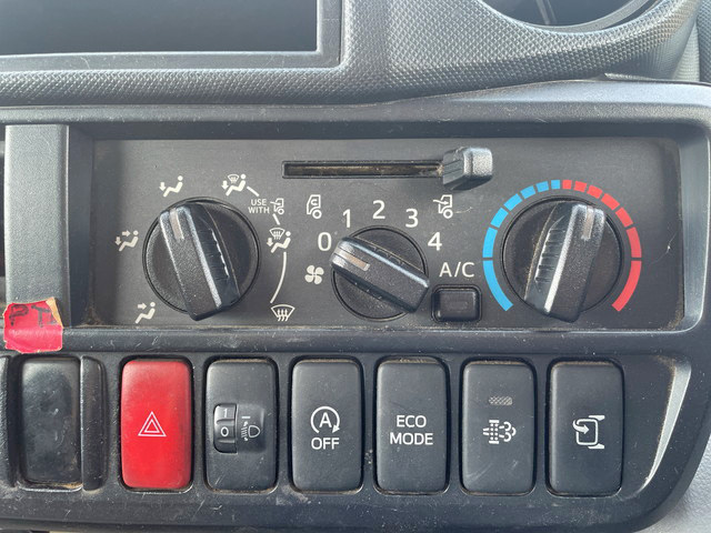 日野デュトロパッカー車（塵芥車）小型（2t・3t）[写真37]