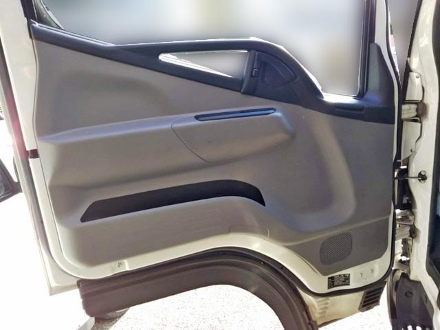 三菱ふそうキャンター幌車小型（2t・3t）[写真25]