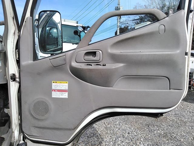 日野デュトロクレーン付小型（2t・3t）[写真30]