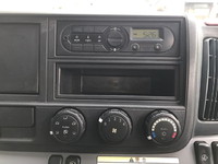 三菱ふそうキャンター平ボディ小型（2t・3t）[写真37]