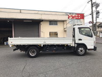 三菱ふそうキャンター平ボディ小型（2t・3t）[写真06]