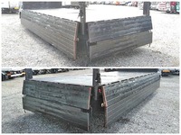 三菱ふそうファイター平ボディ中型（4t）[写真14]