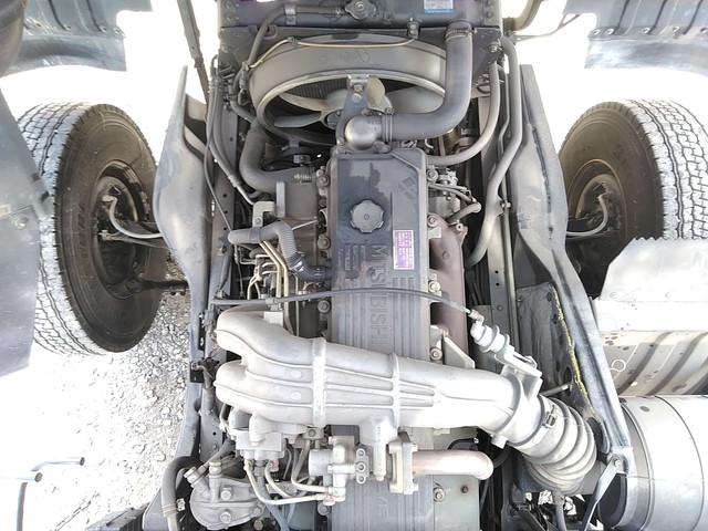 三菱ふそうファイター平ボディ中型（4t）[写真24]