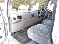 三菱ふそうファイター平ボディ中型（4t）[写真28]