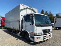 UDトラックスコンドルアルミウイング小型（2t・3t）[写真03]