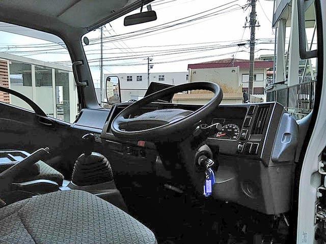 いすゞエルフ平ボディ小型（2t・3t）[写真34]