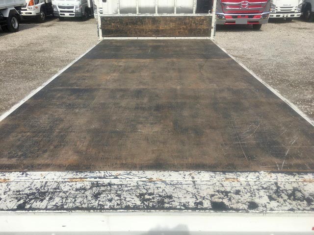 いすゞエルフ平ボディ小型（2t・3t）[写真09]