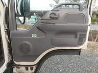 いすゞエルフアルミバン小型（2t・3t）[写真30]