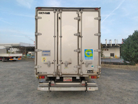 いすゞエルフアルミバン小型（2t・3t）[写真09]