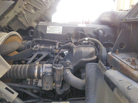 UDトラックスクオンアルミウイング大型（10t）[写真24]