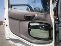 UDトラックスクオンアルミウイング大型（10t）[写真27]