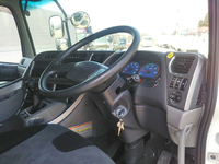 UDトラックスクオンアルミウイング大型（10t）[写真30]