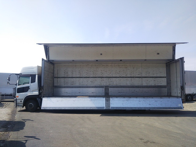 UDトラックスクオンアルミウイング大型（10t）[写真06]