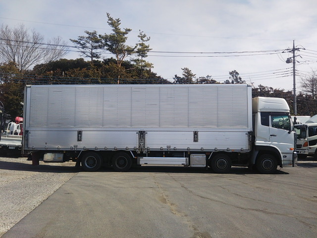 UDトラックスクオンアルミウイング大型（10t）[写真07]