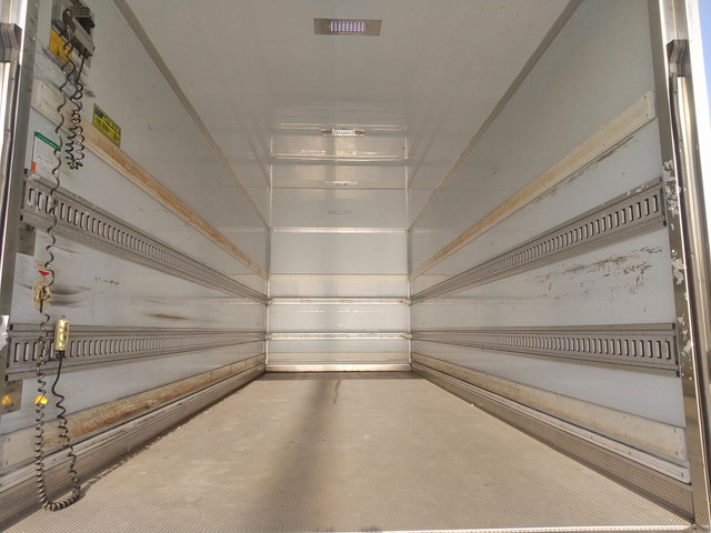 UDトラックスコンドルパネルバン小型（2t・3t）[写真10]