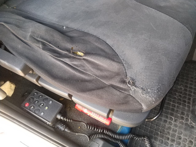 UDトラックスコンドルパネルバン小型（2t・3t）[写真34]