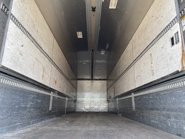 日野プロフィアアルミウイング大型（10t）[写真12]