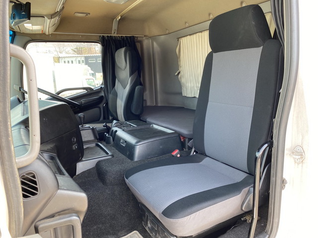 日野プロフィアアルミウイング大型（10t）[写真30]